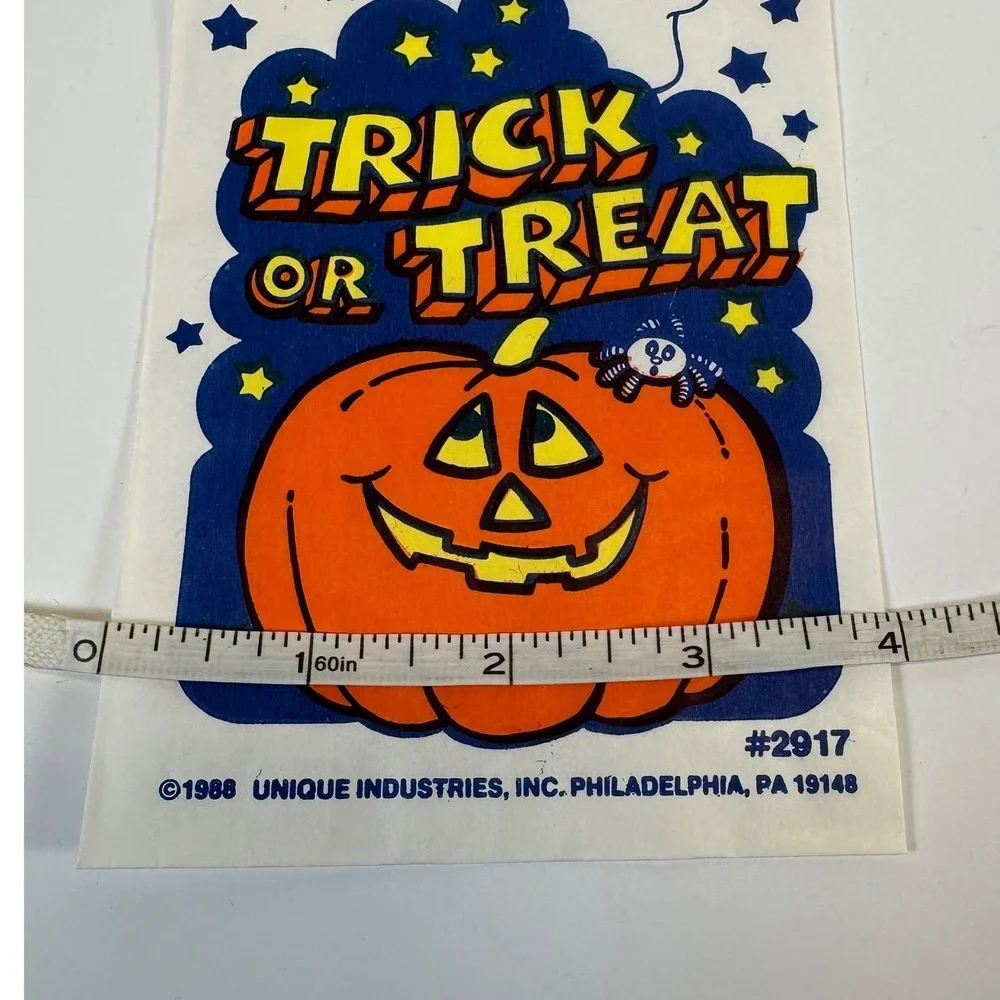 12 Vintage 1988 Unique Industries Trick or Treat Halloween Paper Bags Pumpkin